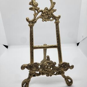 Ornate Gold Display Easel
